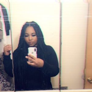 Meet your Posher, Shana